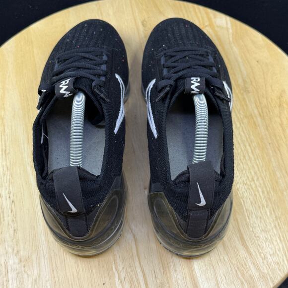 Nike Air VaporMax 2021 Flyknit Womens Size 7.5 US Black Silver Running Shoes - Picture 9 of 9
